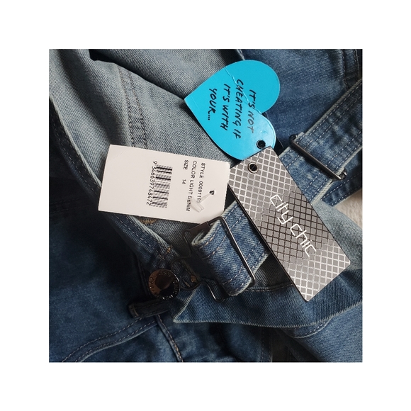 New City chic denim overalls jean over it all cotton size 14 boyfriend fit - Picture 10 of 13